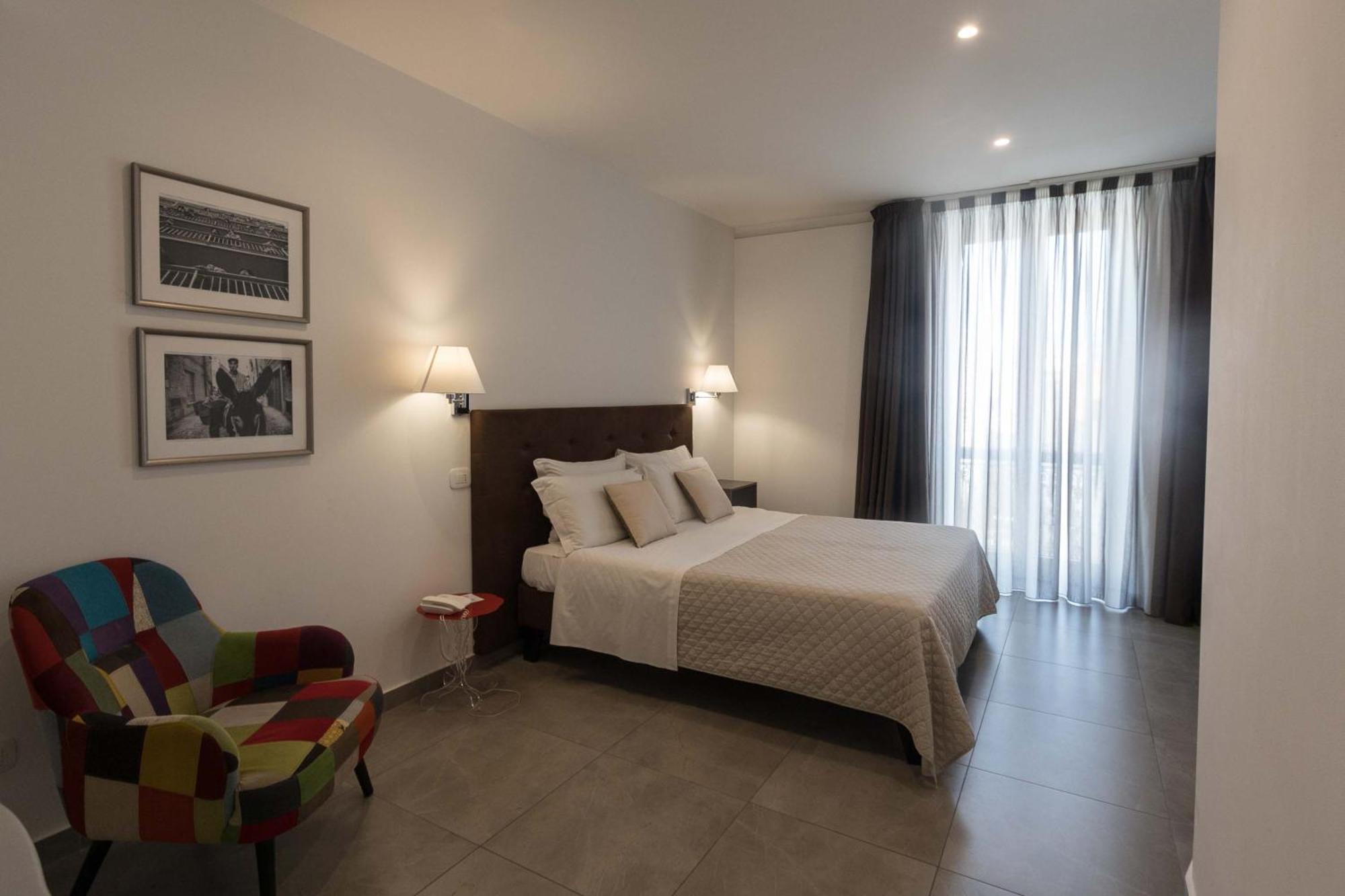 Liberty Palace Milazzo Luaran gambar